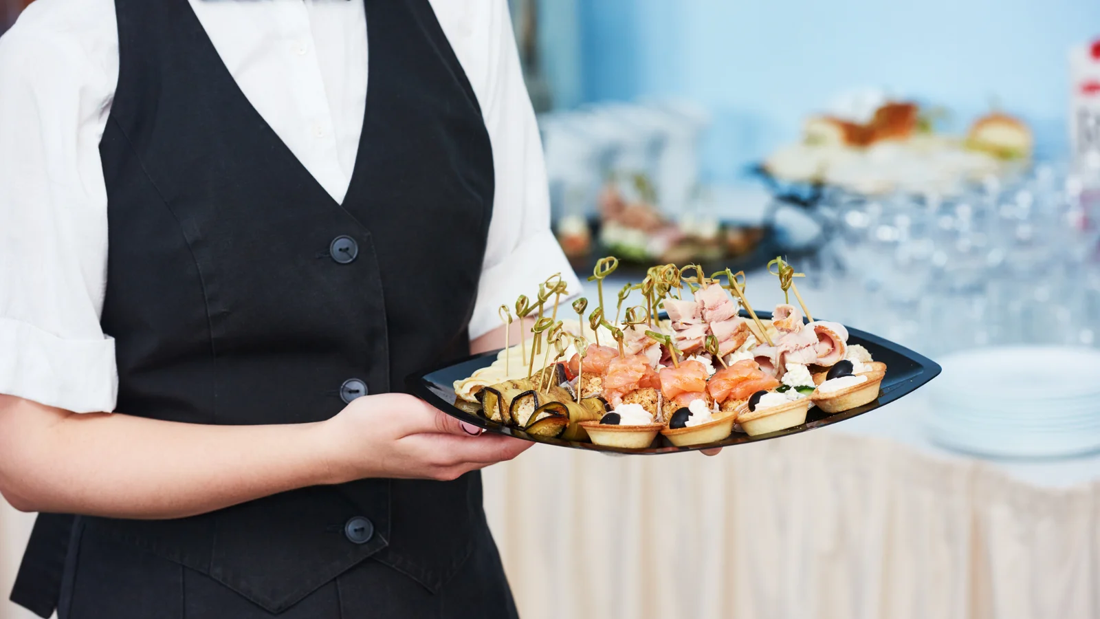 Elever skaber egen cateringvirksomhed på nyt fusionsforløb på Syddansk Erhvervsskole