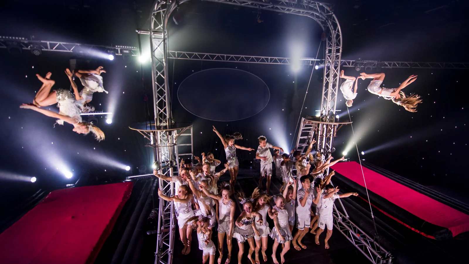Flying Superkids kommer snart til Kolding med et nyt show med en særlig betydning