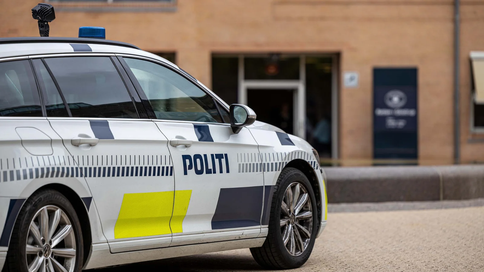 44 årig mand fra Vejle fremstilles i grundlovsforhør, efter kvinde blev fundet død i bil