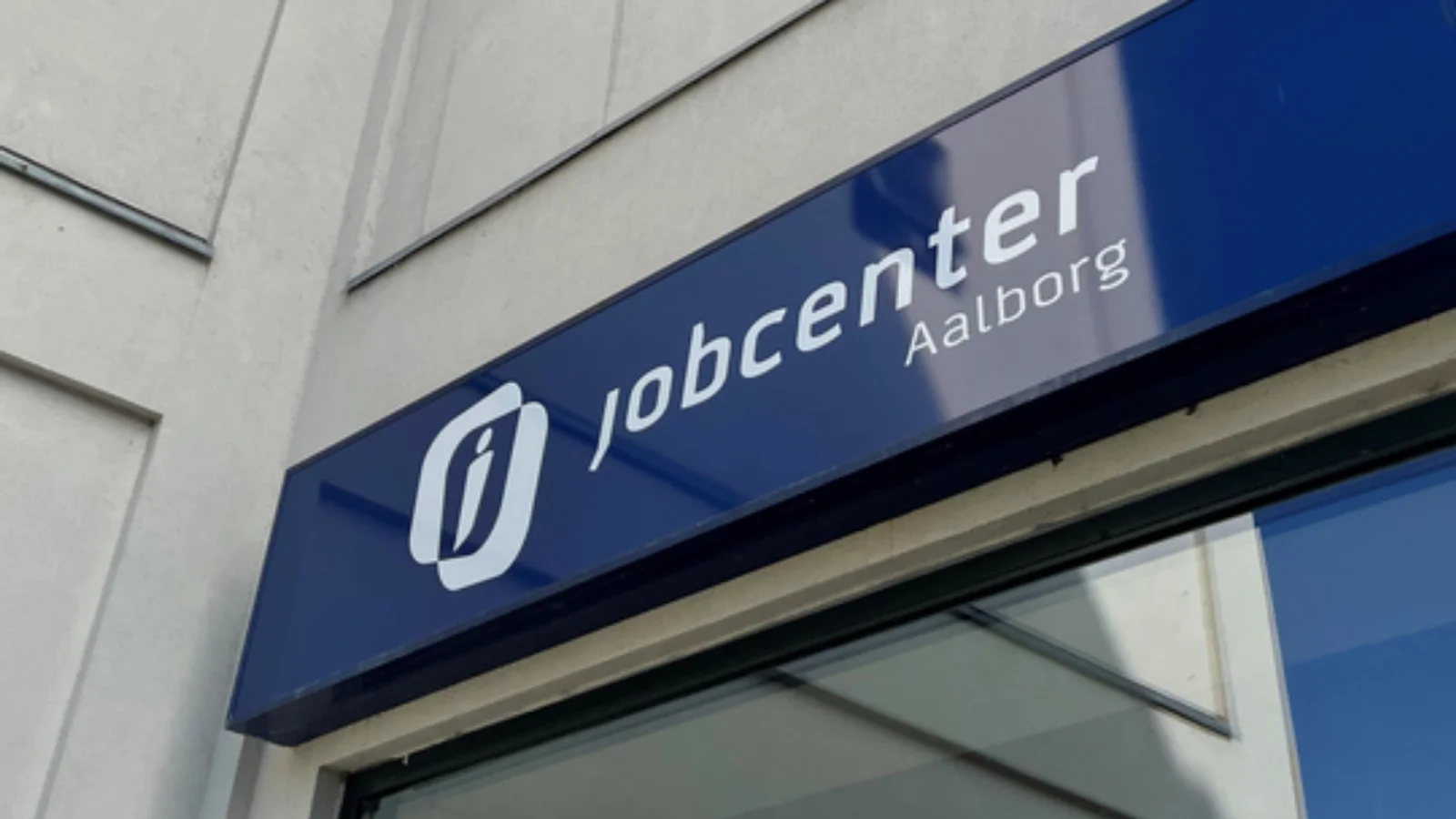 Både ledige og virksomheder roser Jobcenter