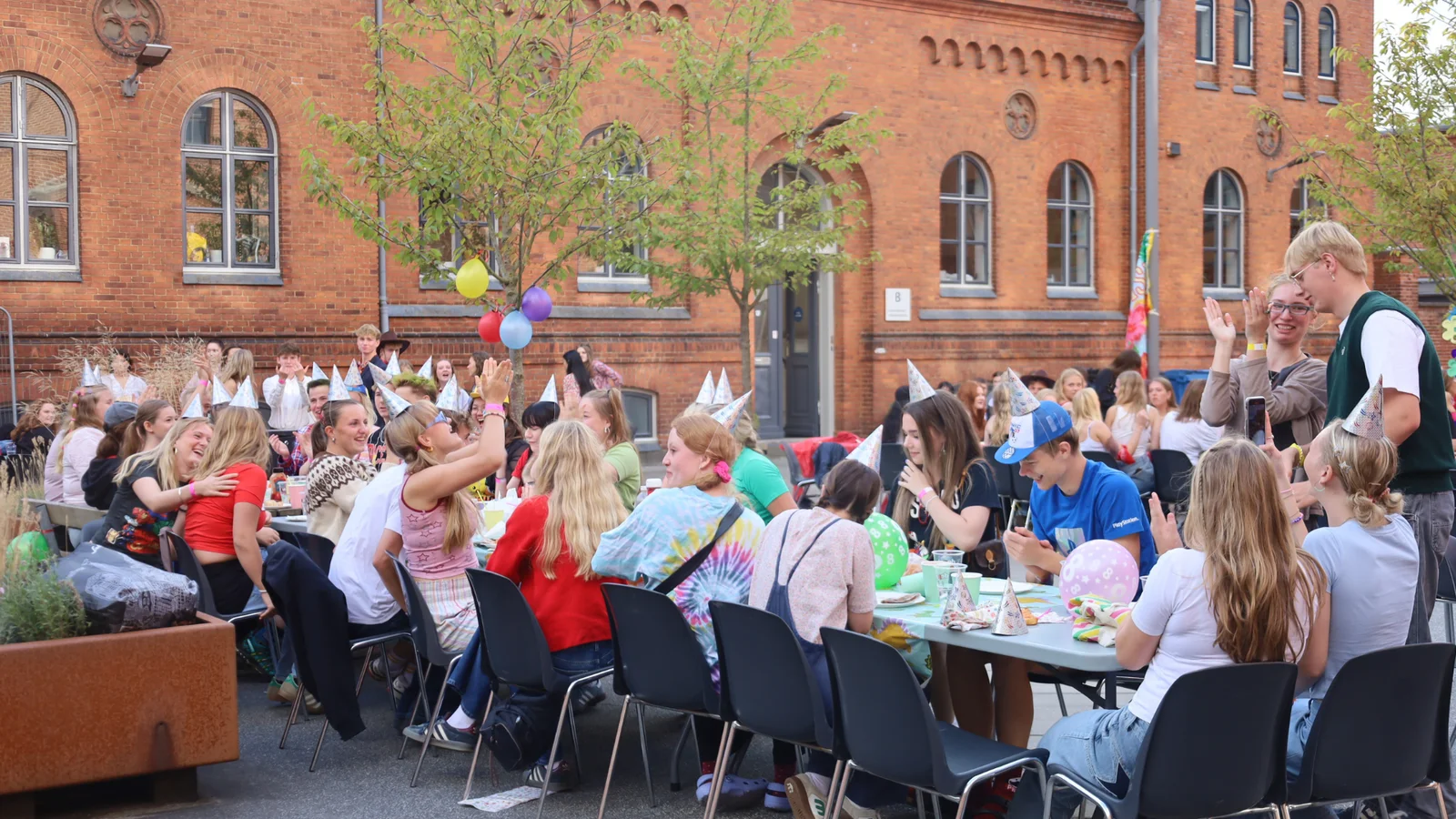 Ny rusmiddelpolitik i Aalborg: Nul alkohol på studieture og til studiestart