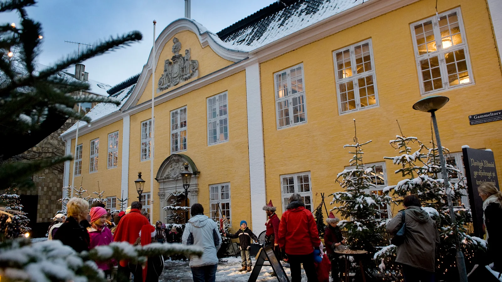 Jul på Rådhuset åbner med grønlandsk kunst