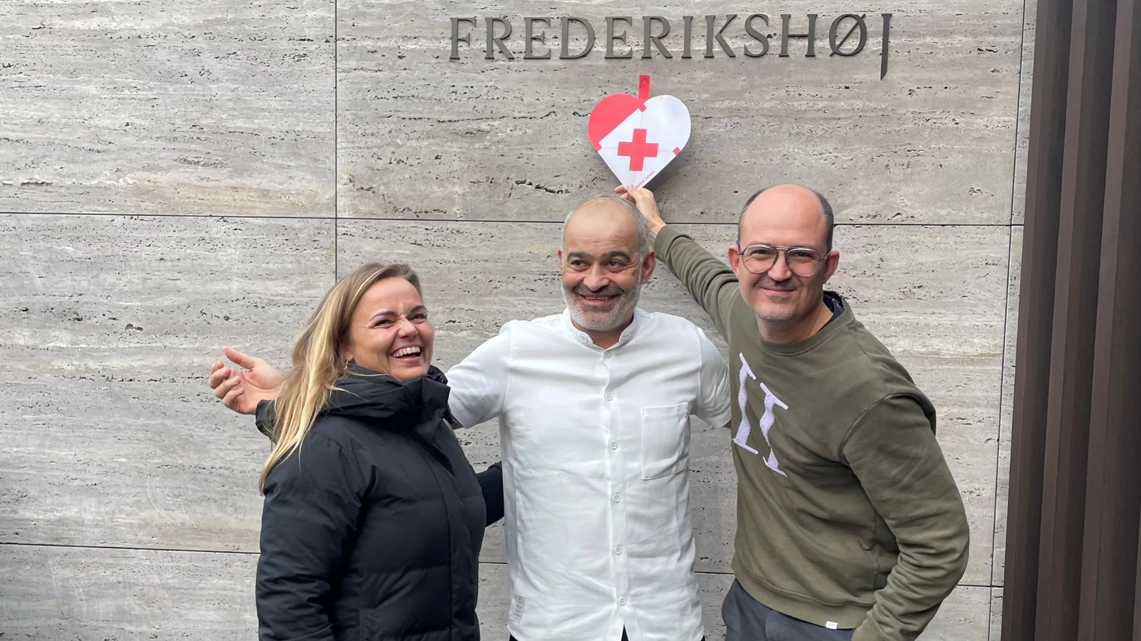 Nyt samarbejde mellem Røde Kors Aarhus og Restaurant Frederikshøj sikrer julemad til byens mest udsatte