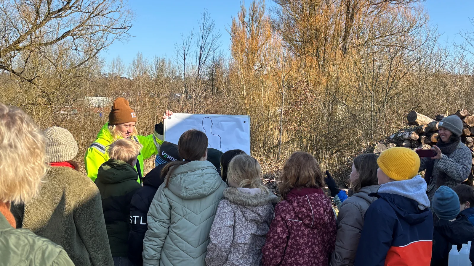 Strålende vejr og godt humør præger Vandets Dag på Naturcenteret i Randers