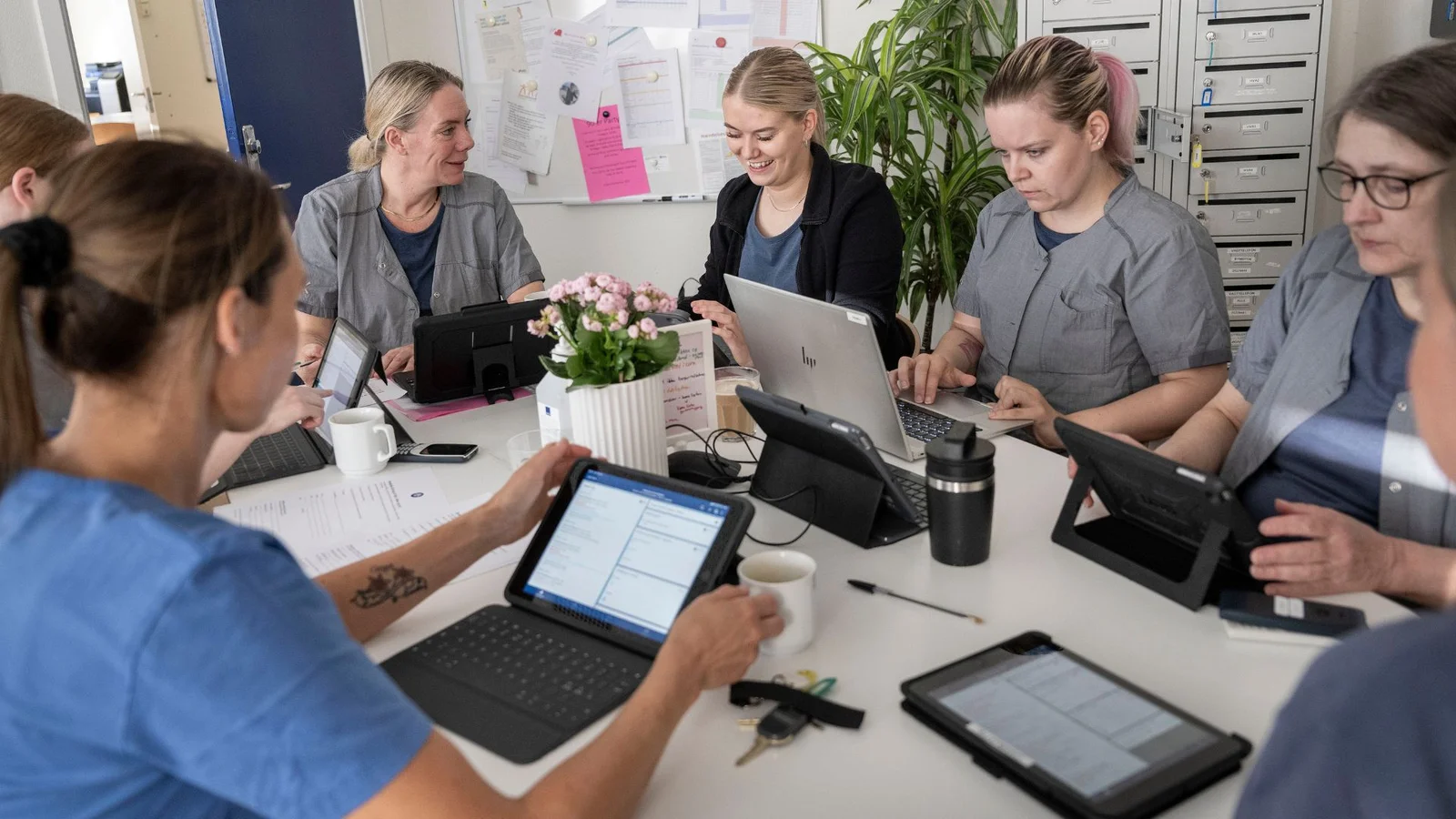 Aalborg Kommune går foran med faste teams i ældreplejen