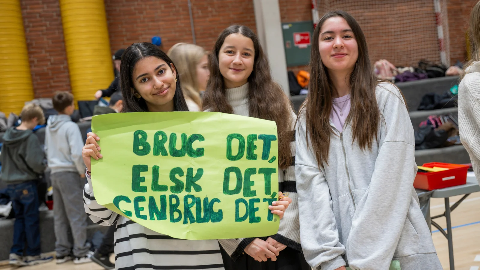 Naturfagsmaraton i Albertslund Kommune: Elever stopper tøjspild og bygger satellitter til naturfagskonkurrence