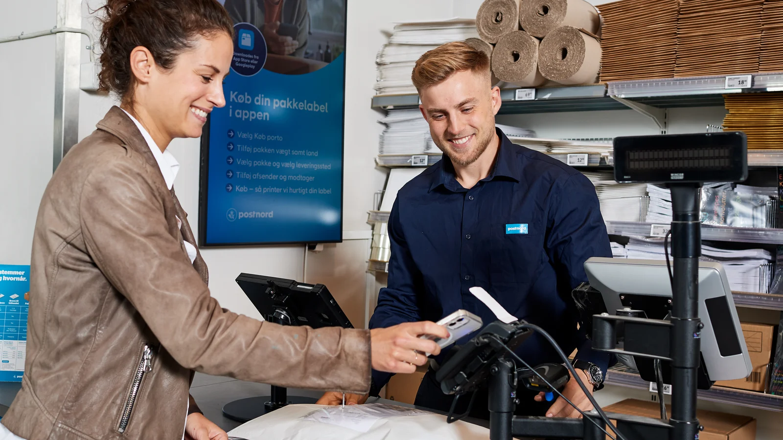 Voksende e-handel får PostNord til at opruste med 22 pakkeshops i september: Ny pakkeshop åbner i Holbæk d. 15. september