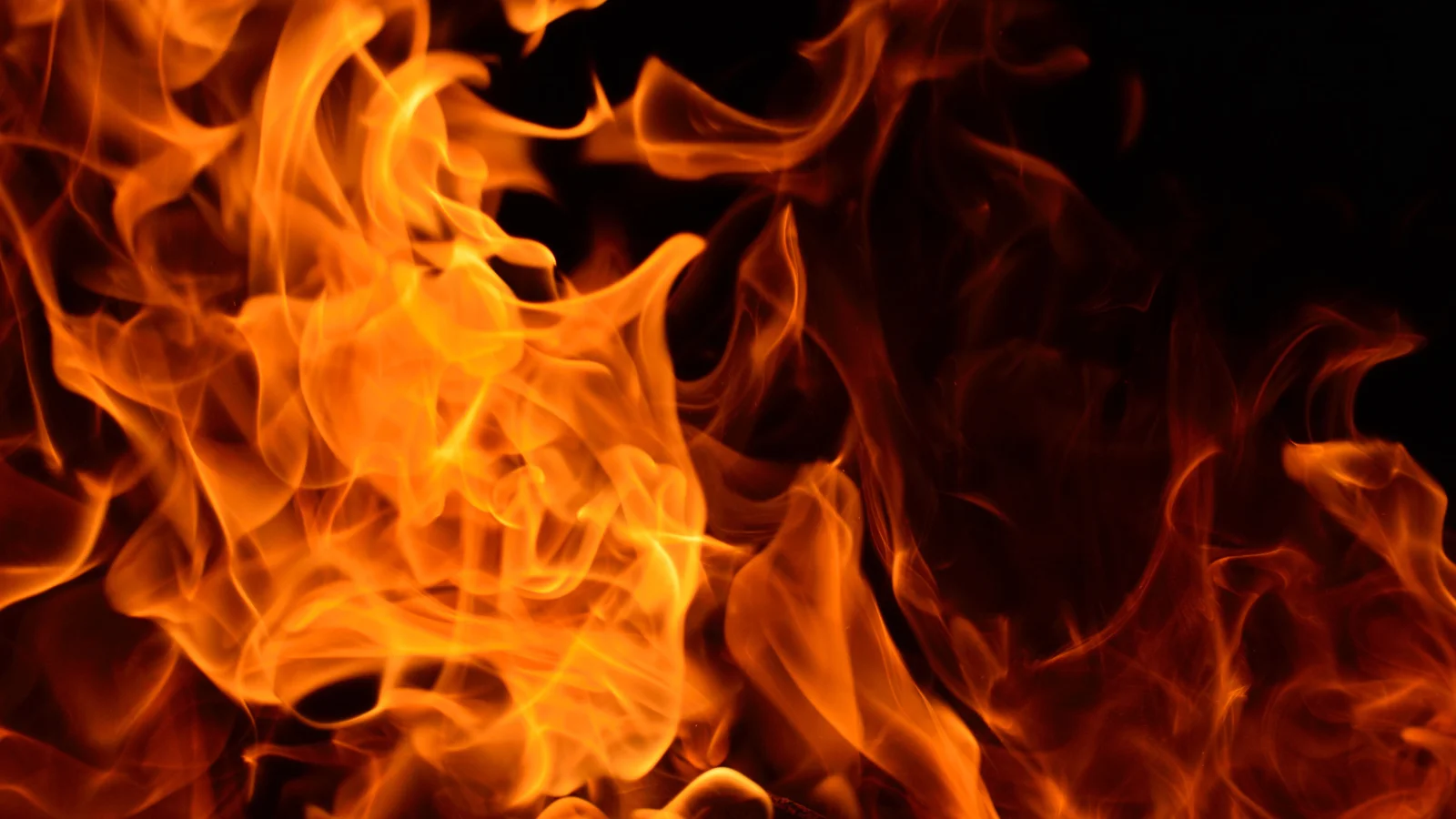 Beredskabsmeddelselse vedrørende brand i Frederiksværk