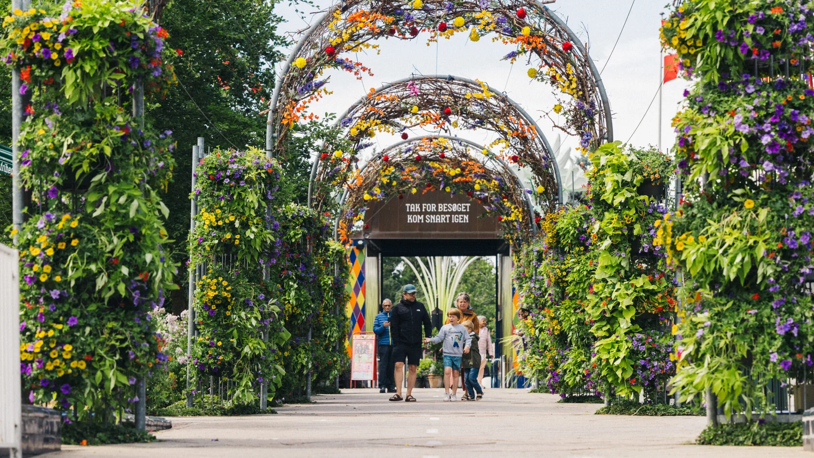 Tivoli Friheden har skudt Danmarks største Blomsterfestival i gang