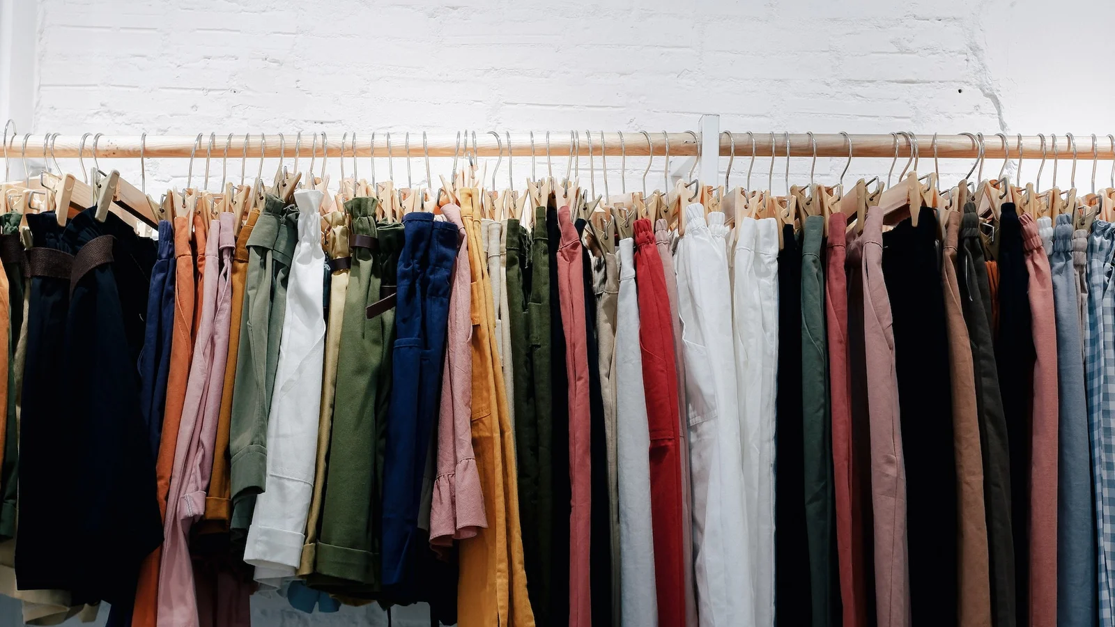 Stor secondhand tøjbutik åbner centralt i Aalborg