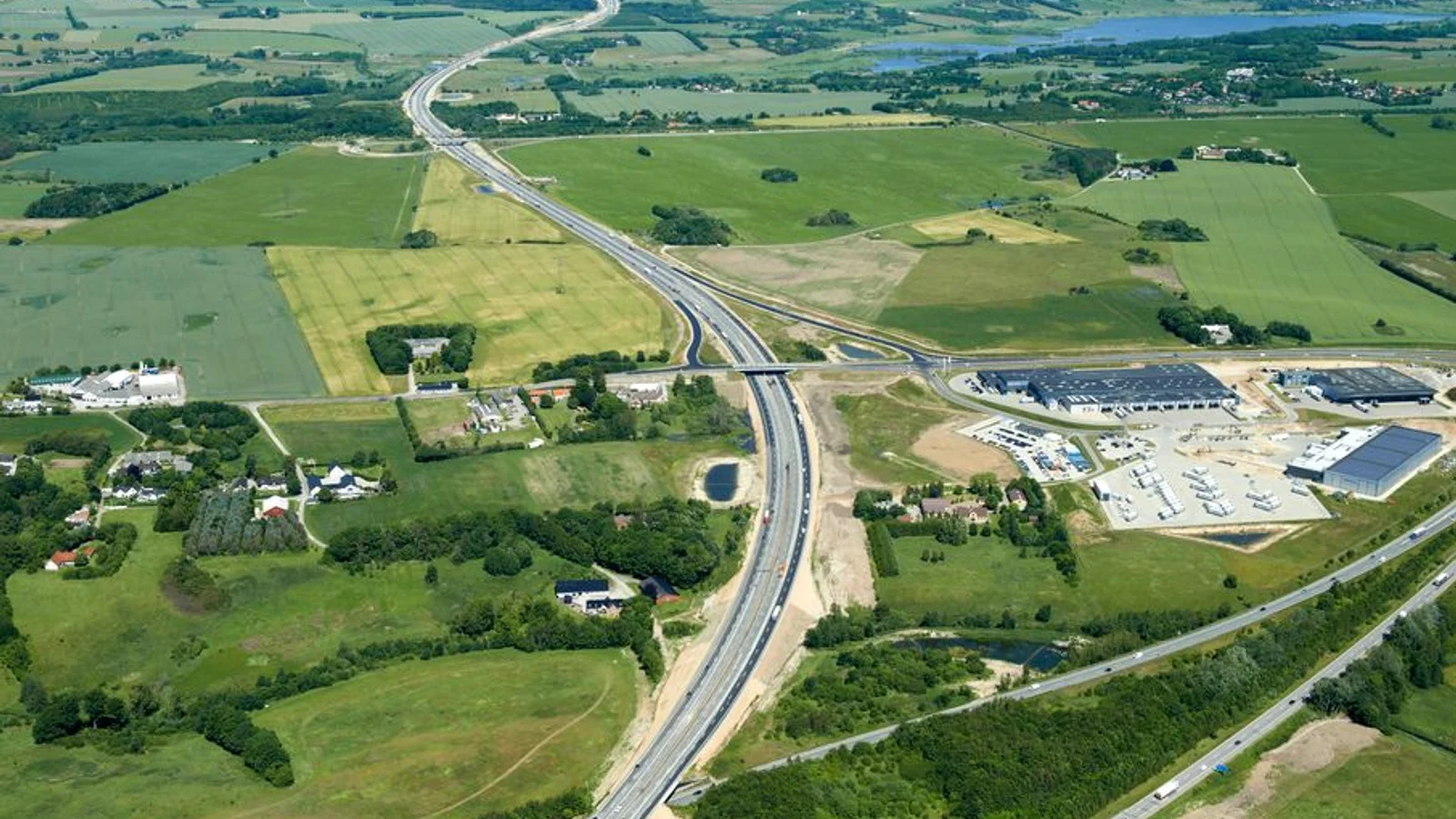 Til- og frakørsler spærres ved  Hørning og  Aarhus S på E45