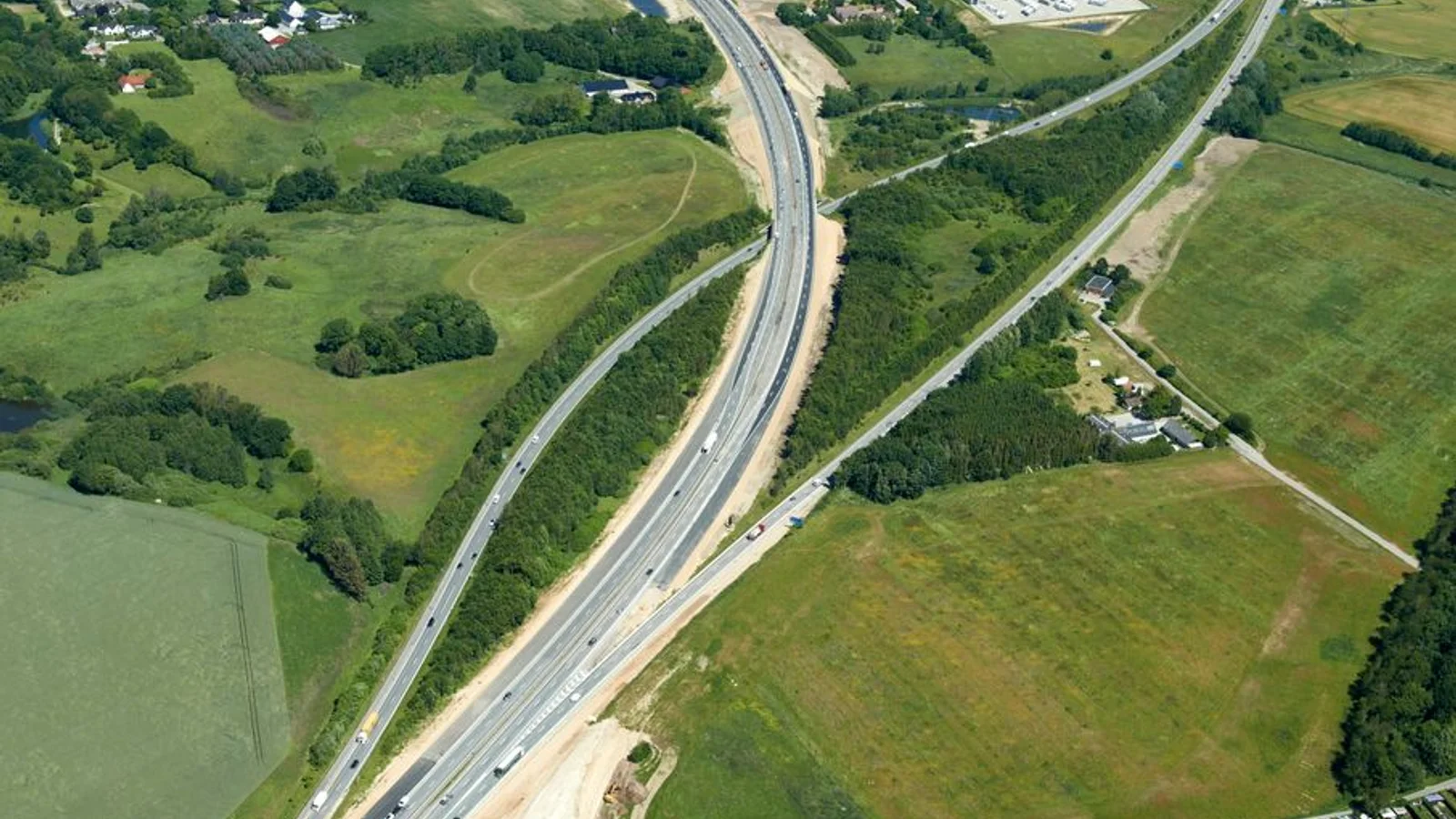 Tilkørslen til Aarhus Syd Motorvejen spærret fra E45 mod Aarhus