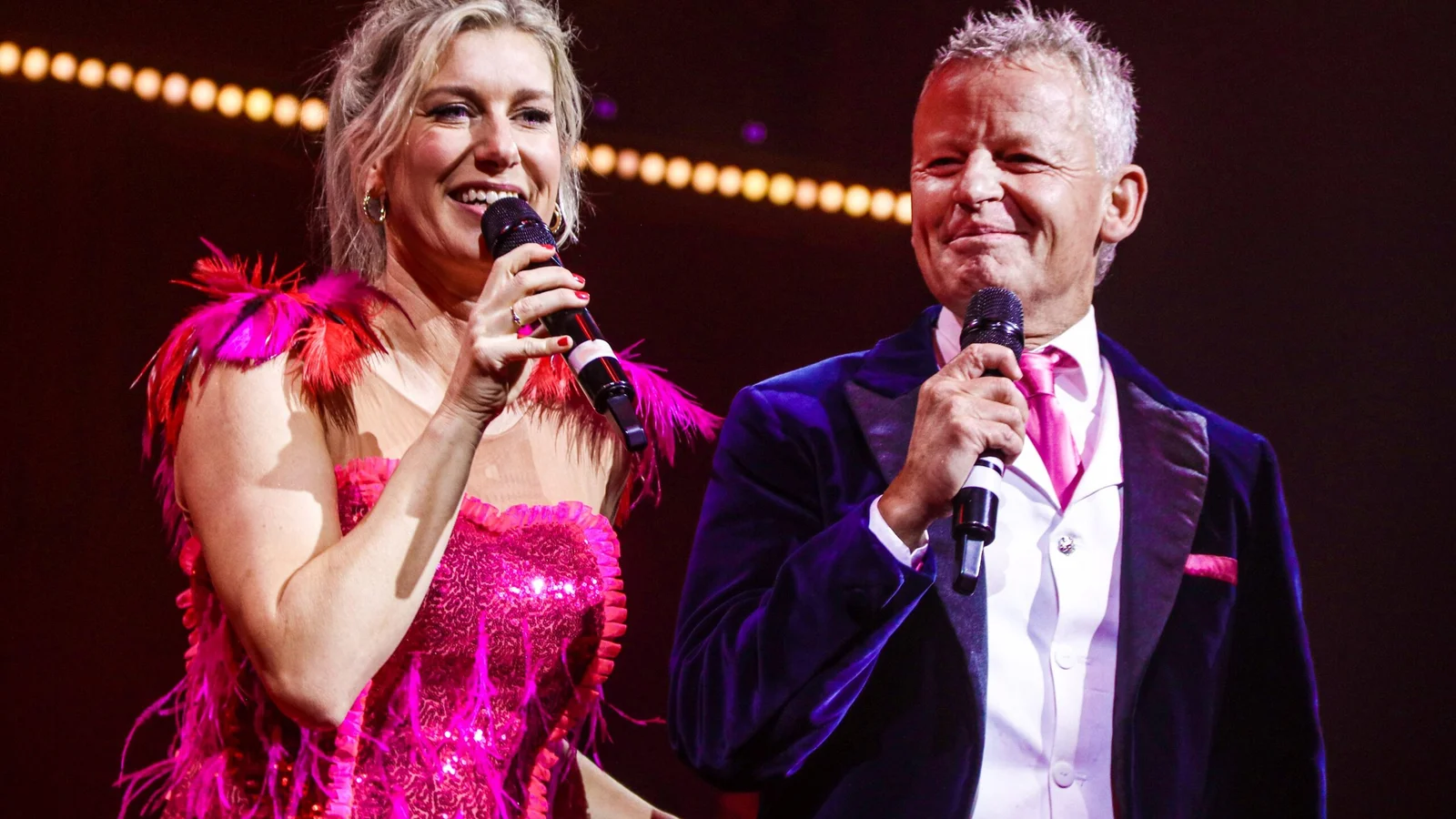 Bubber og Malene Qvist præsenterer Cirkus Arenas nye supercirkus i Lystrup