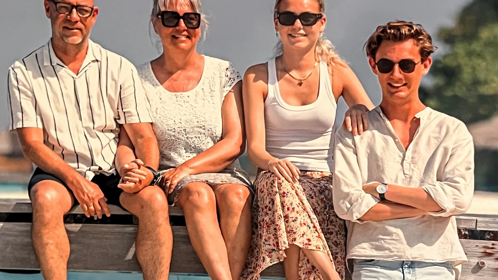 I anledning af 'Cabin Crew Day': Ægtepar fra Harlev har gjort luftfart til en livsstil – nu følger begge børn trop