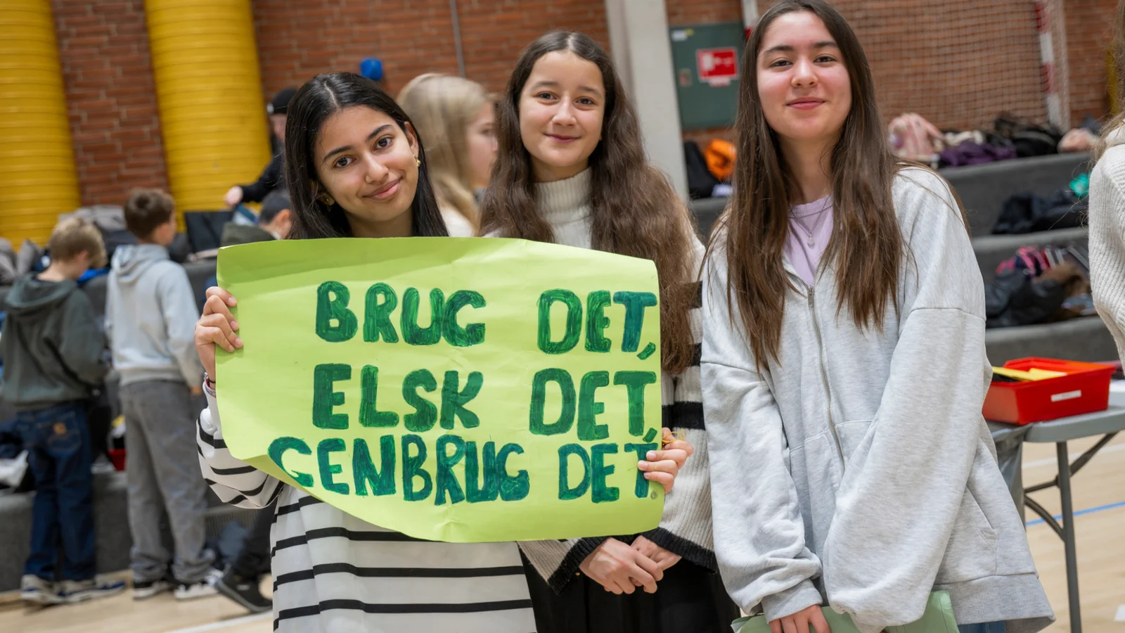 Naturfagsmaraton i Hvidovre Kommune: Elever stopper tøjspild og bygger satellitter til naturfagskonkurrence