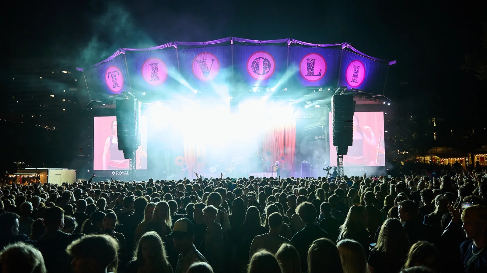 Stjerne sluttede til Fredagsrock for tre år siden. Nu vender hun tilbage
