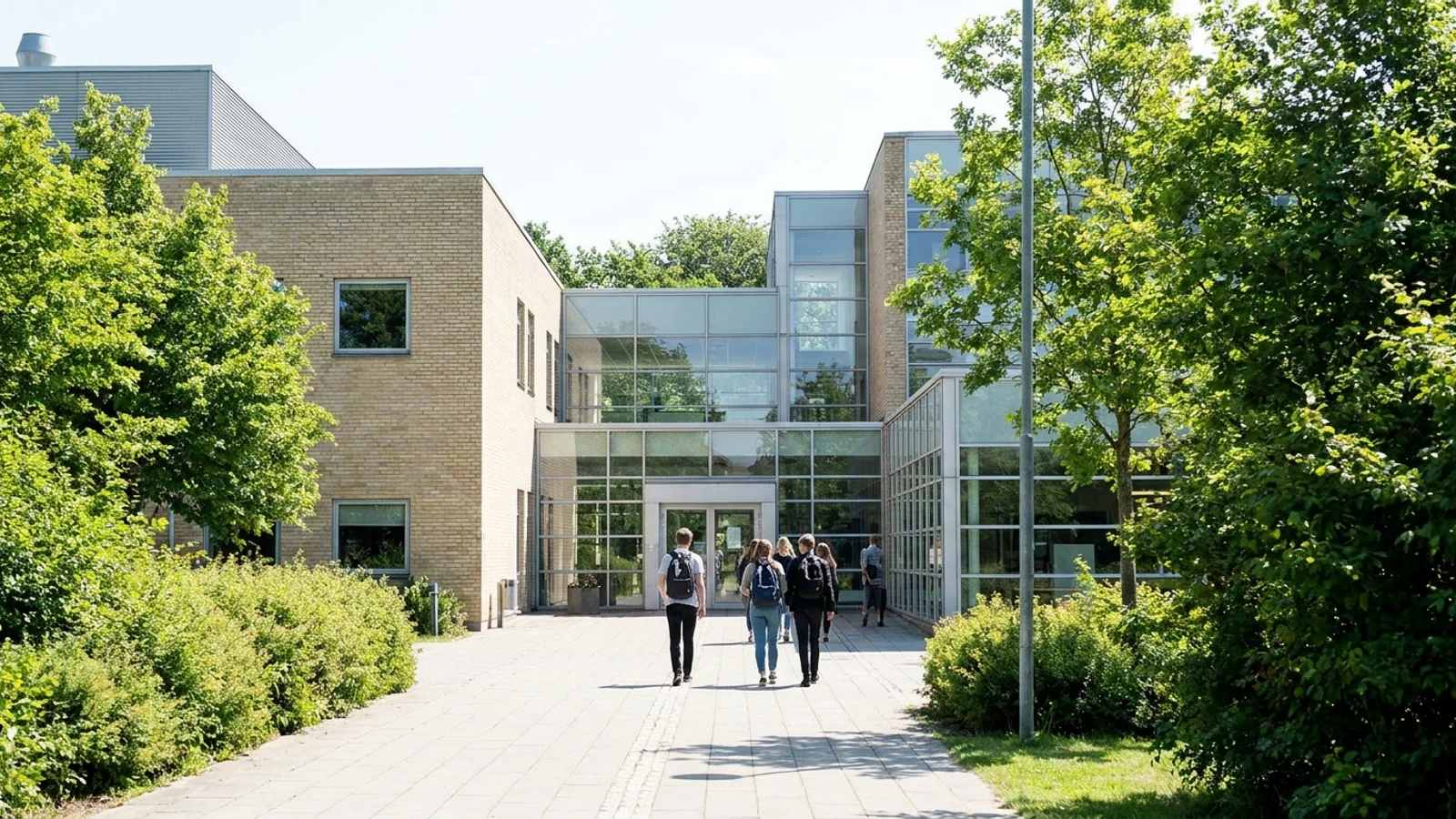 Haderslev Kommune køber bygninger af Det Blå Gymnasium