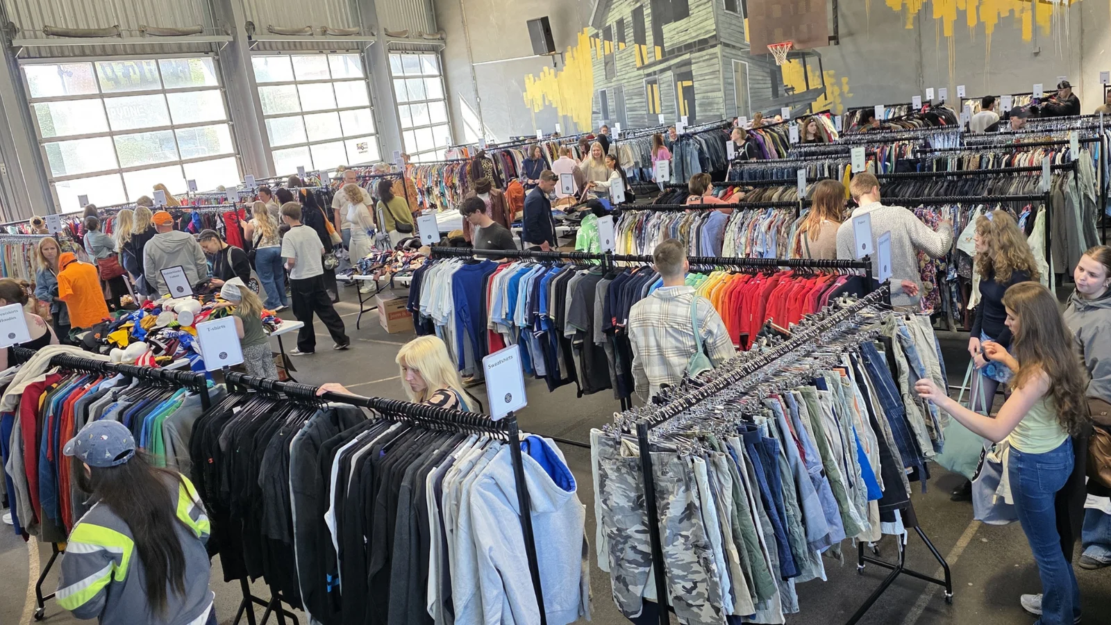 Kæmpe vintage tøjmarked kommer til Køge