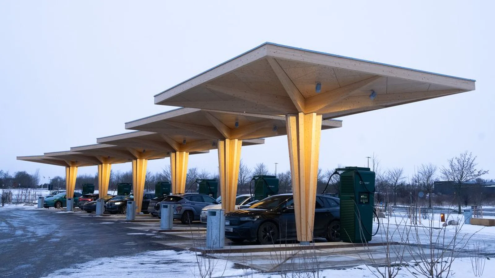 Nu er ny Clever-lynladestation i Høje Taastrup åben