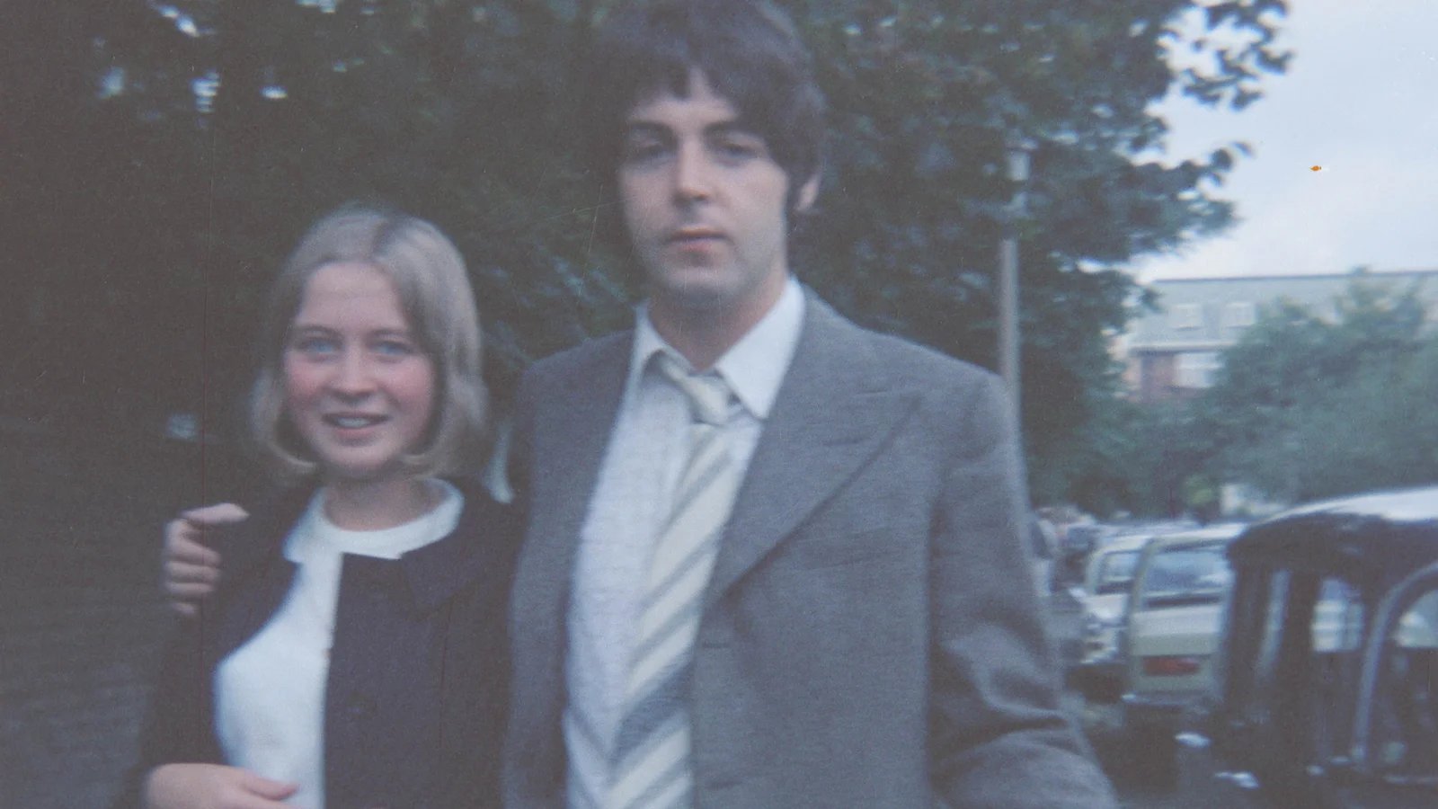 Birthe & Beatles: Rockmuseum opfylder kvindes sidste opsigtsvækkende ønske
