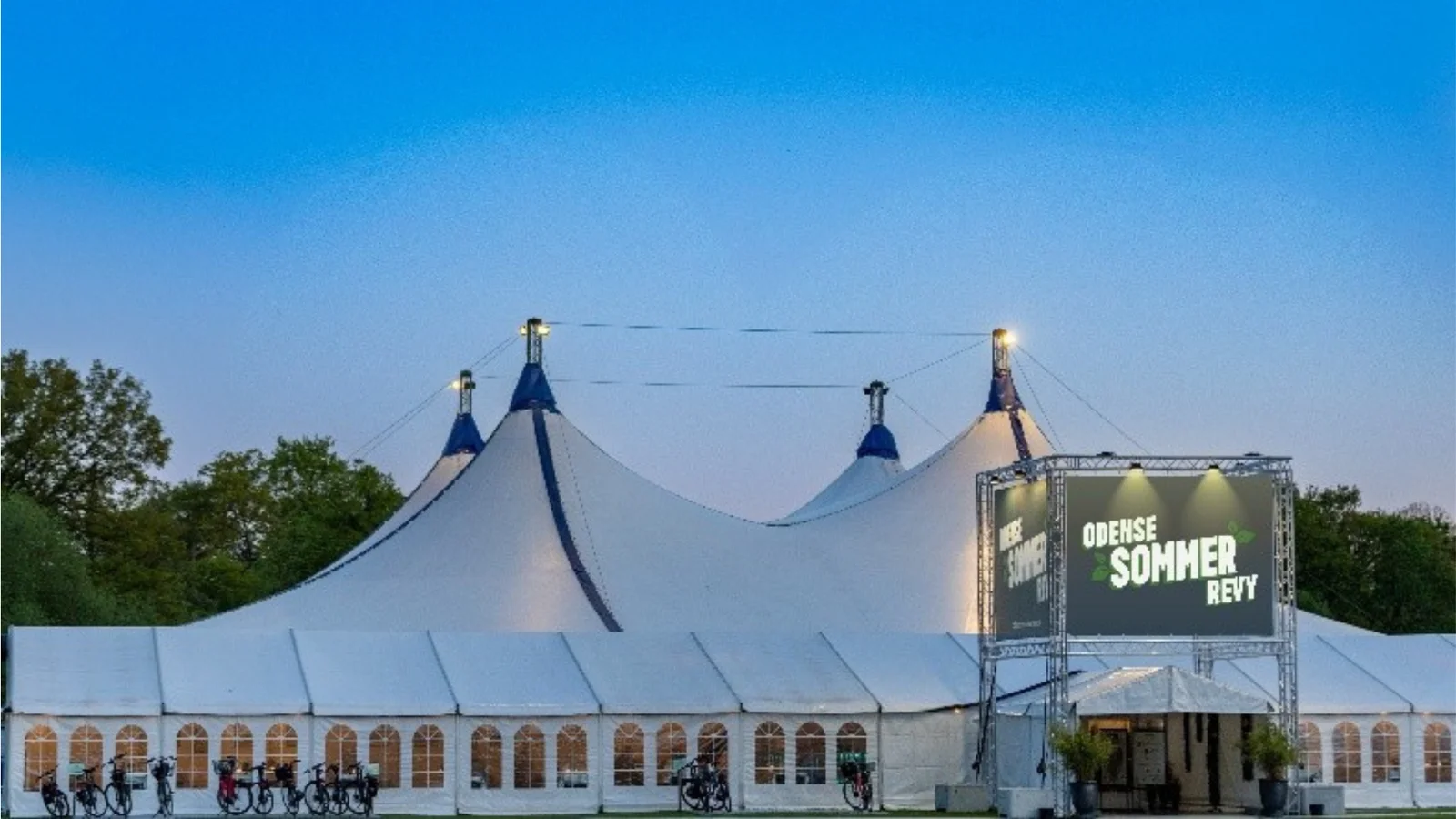 Danmarks store revystjerne Leif Maibom slutter karrieren i Odense Sommerrevy 2027