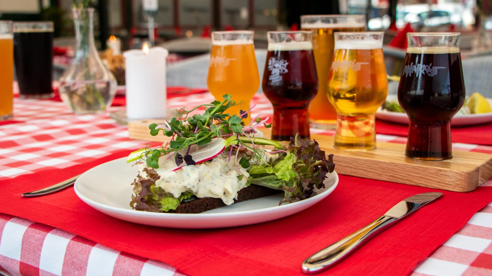 Odense har Danmarks bedste smørrebrød: Restaurant Bondestuen vinder landsdækkende kåring