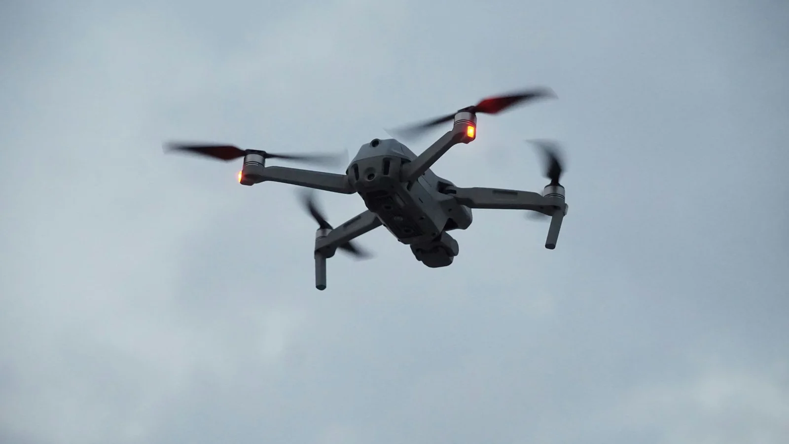 Orientering om efterforskning af hændelse med uidentificerede droner over Københavns Lufthavn