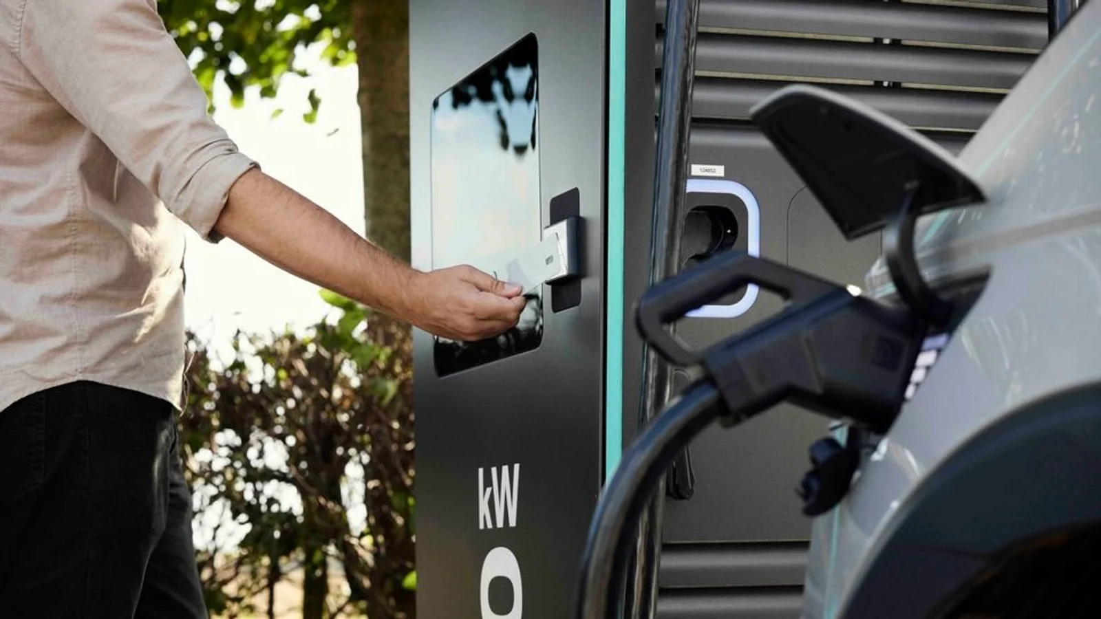 Lad billigt op i sommerferien med E.ON Drive Infrastructure Denmark