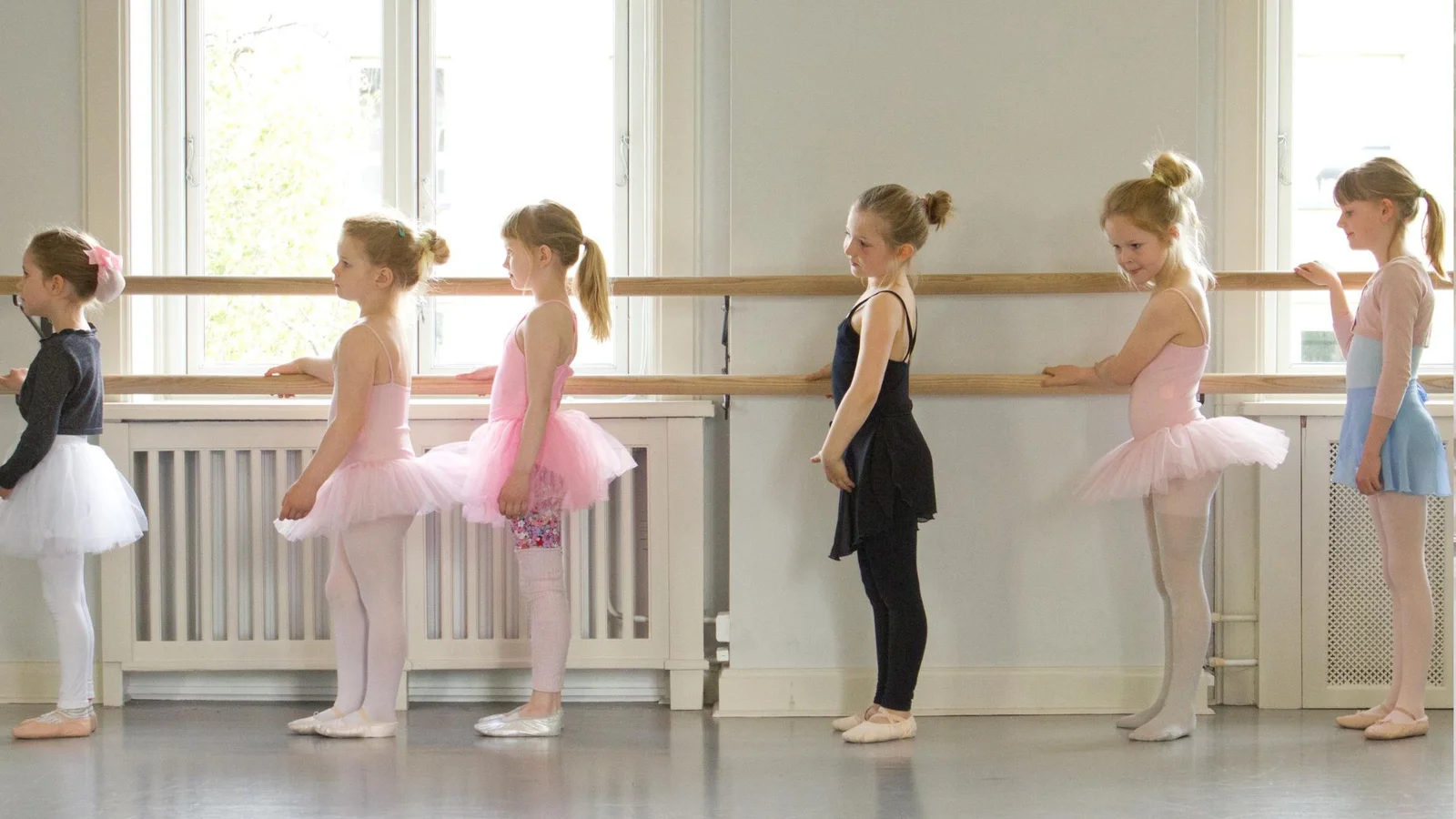 Savery Academy bringer ballet til Dragør