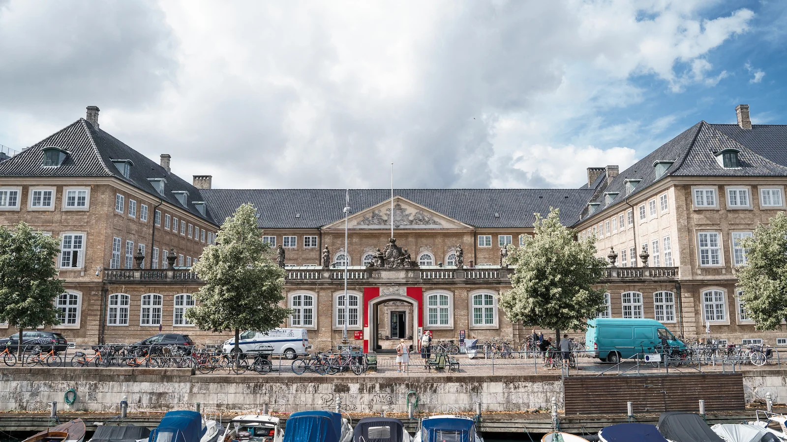 Nationalmuseet slår besøgsrekord og ansætter forskere