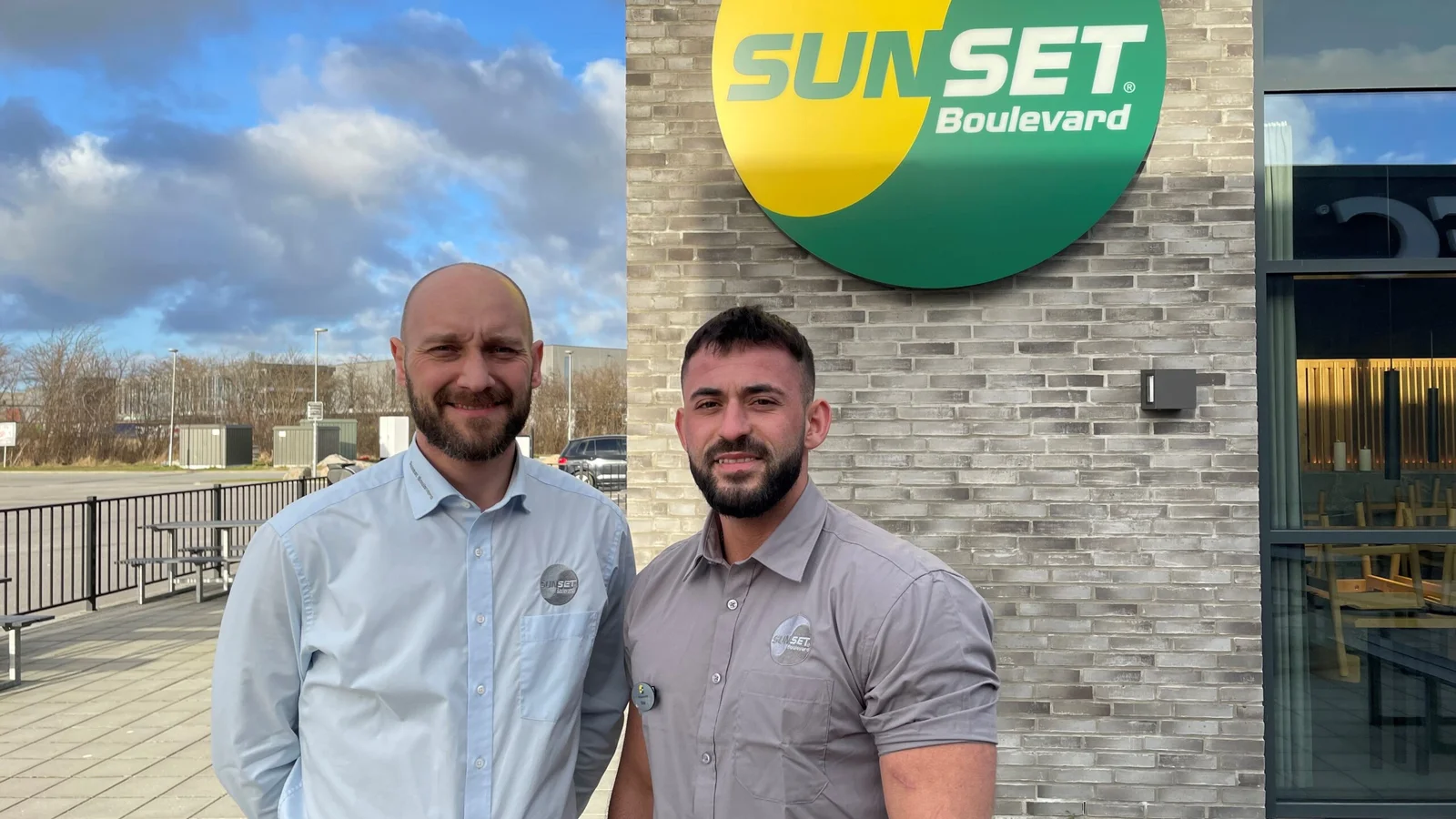 Sunset Boulevard åbner ny restaurant i Taastrup – få et års forbrug af burgere