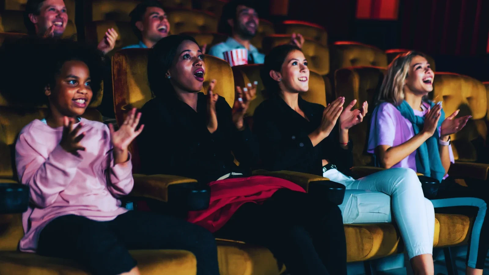 Filmen om Moder Teresas skelsættende valg med Noomi Rapace