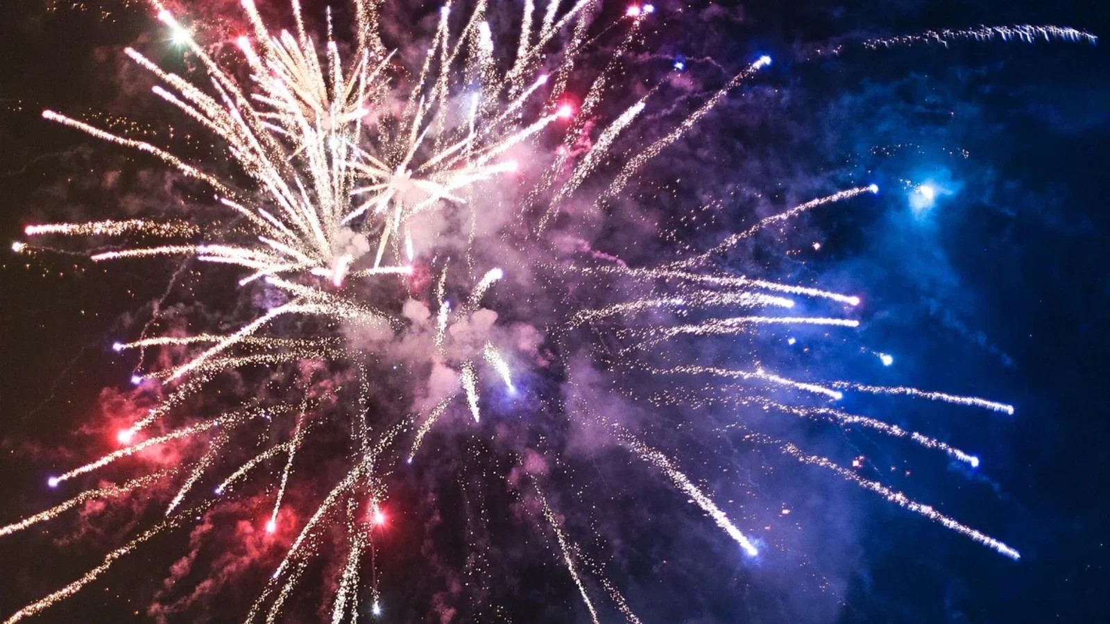 Oplev FireworkBrothers hos Krudttossen