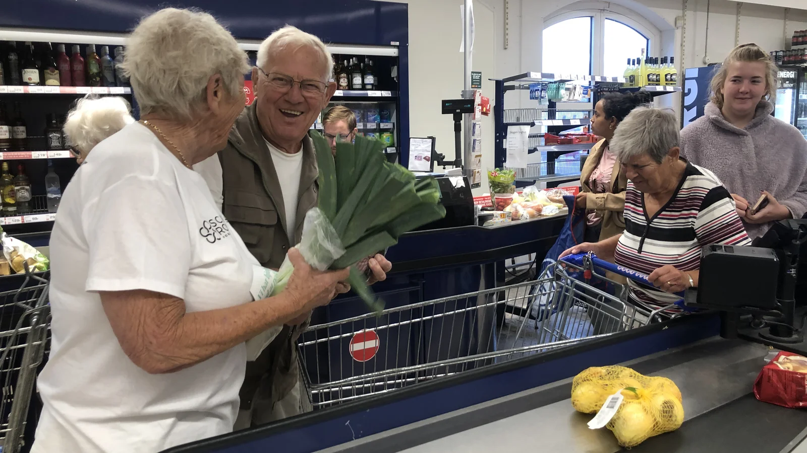 Frivillige pakkede varer og satte fokus på en vigtig sag