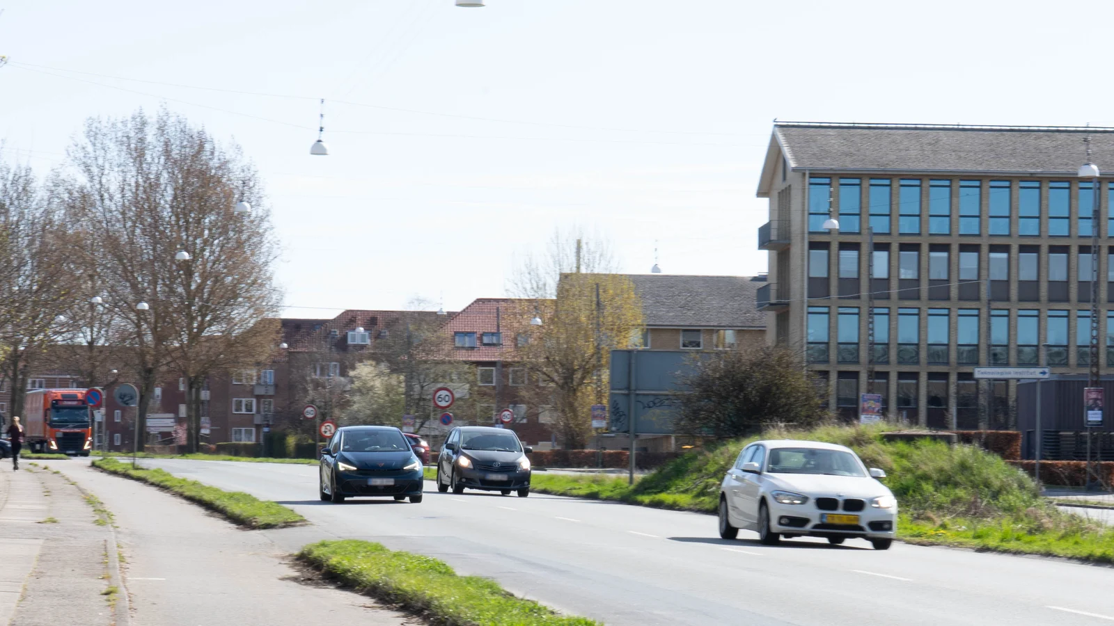 Vejdirektoratet undersøger jordens egenskaber under Marselis Boulevard
