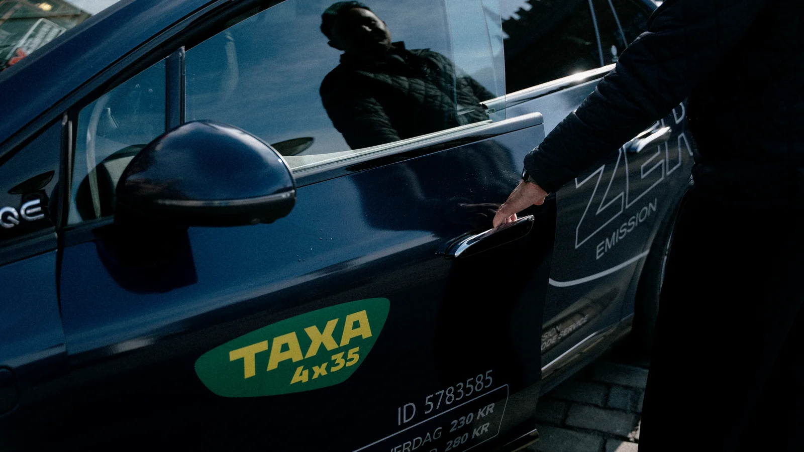 TAXA 4x35 bliver officiel taxapartner for Folkemødet