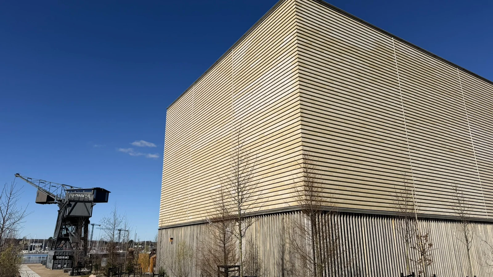 HOFOR flytter stor varmepumpe ind i energicentral