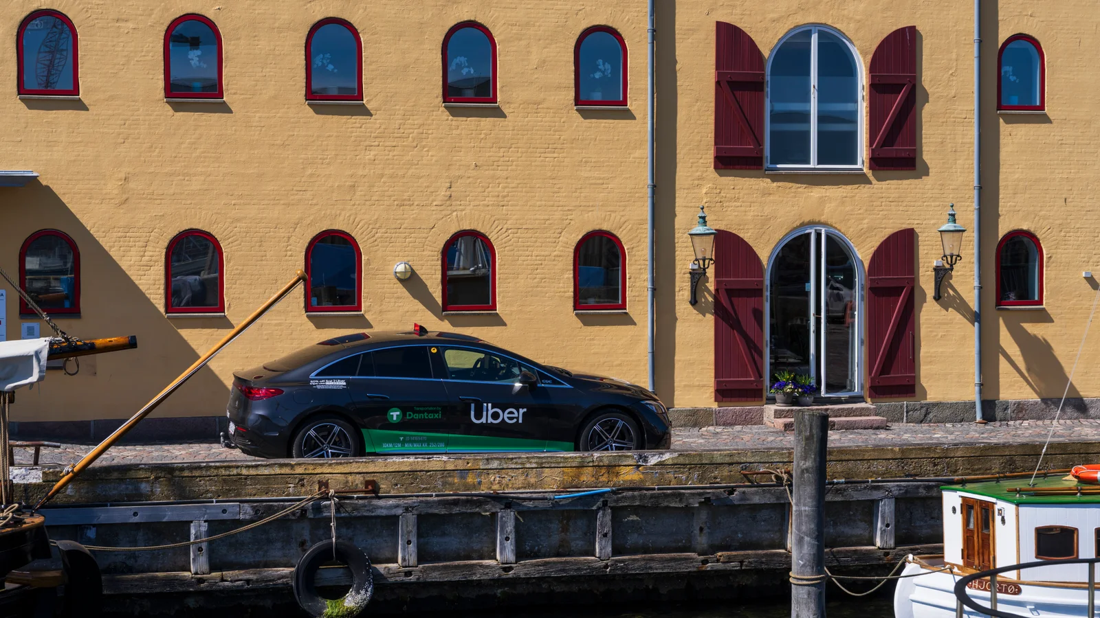 Dantaxi og Uber udvider på Fyn