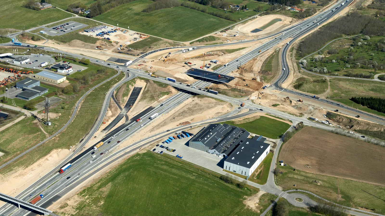 Nye broer over E45-motorvejen ved Horsens