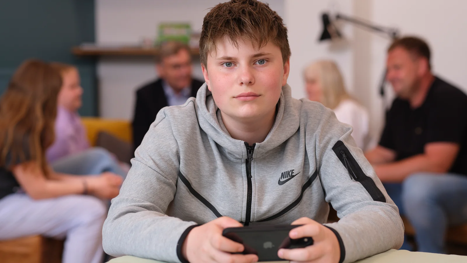 Søvn, skærm og bevægelse hænger sammen med børns mentale trivsel