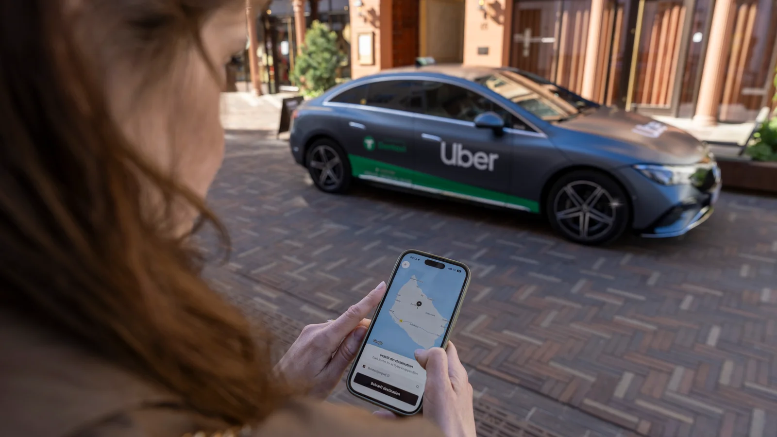 Flere taxier og voksende brug af Uber-appen til årets folkemøde