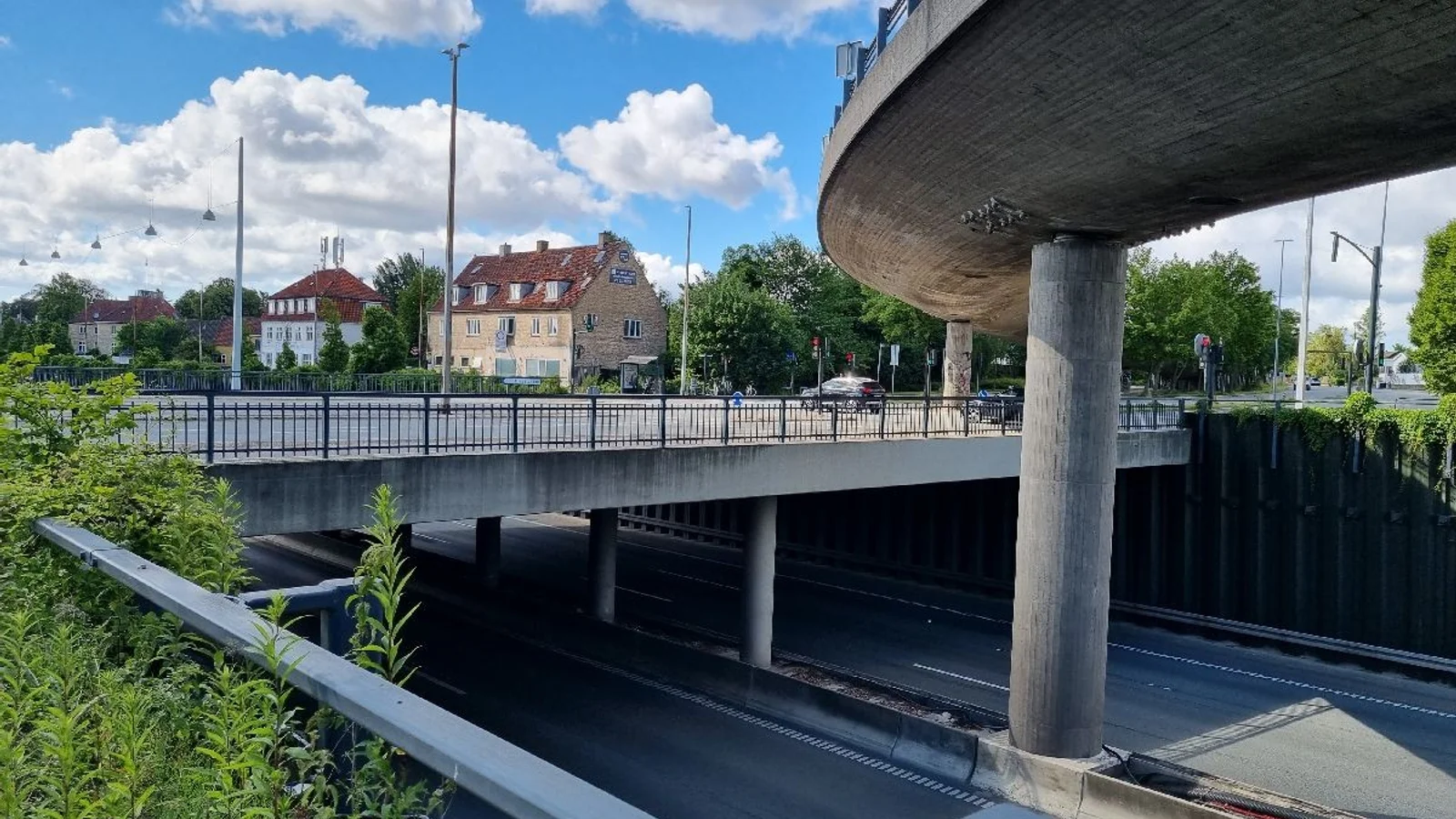 Vejarbejde på Helsingørmotorvejen ved Tuborgvej i Gentofte hen over sommeren