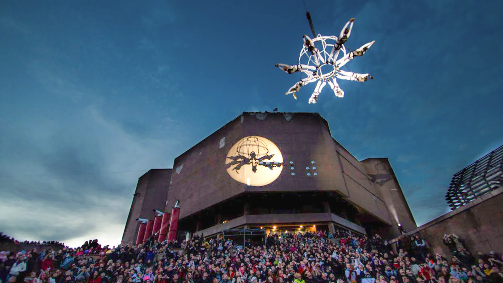 Aarhus Festuge skruer markant op for gadeteater i 2026