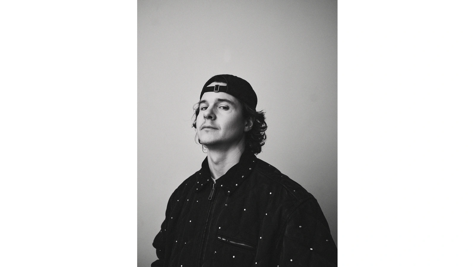 LUKAS GRAHAM VENDER ENDELIG TILBAGE TIL LANDETS STØRSTE ARENAER I 2027