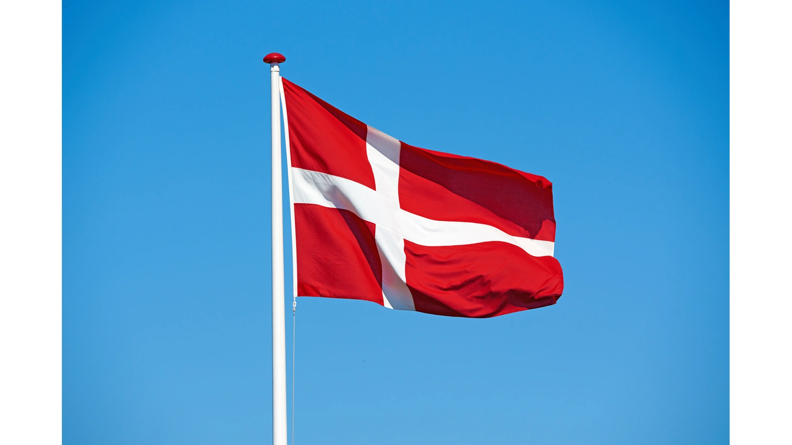 Ny ramme, samme anerkendelse: Haderslev markerer Flagdag for Danmarks udsendte