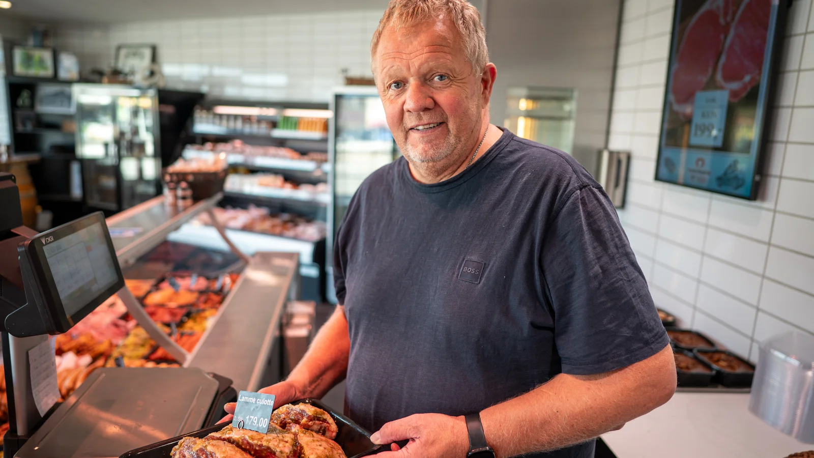 Efter mere end 30 år bag disken er Christian nu klar til at sælge butikken