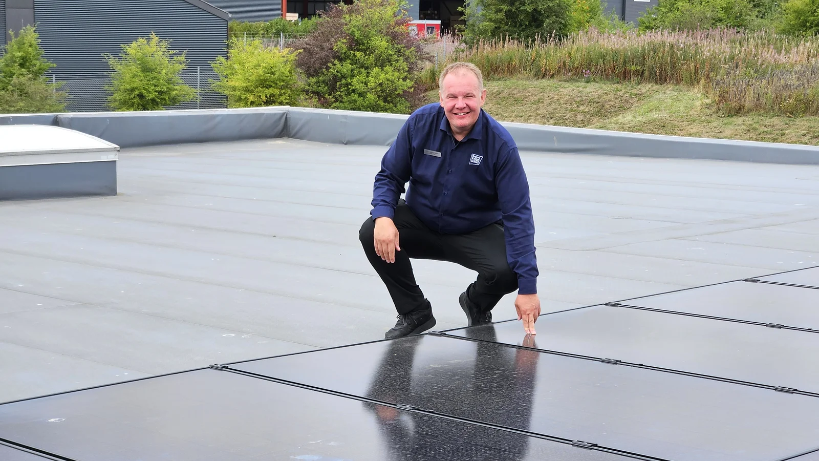 Kolding-butik får solceller som en del af en national satsning på vedvarende energi