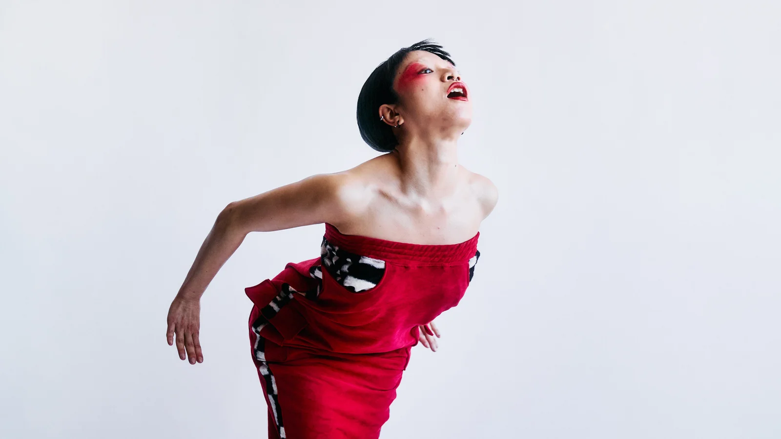 REPUBLIQUE / REVOLVER præsenterer tre markante danseforestillinger i sæson 26/27