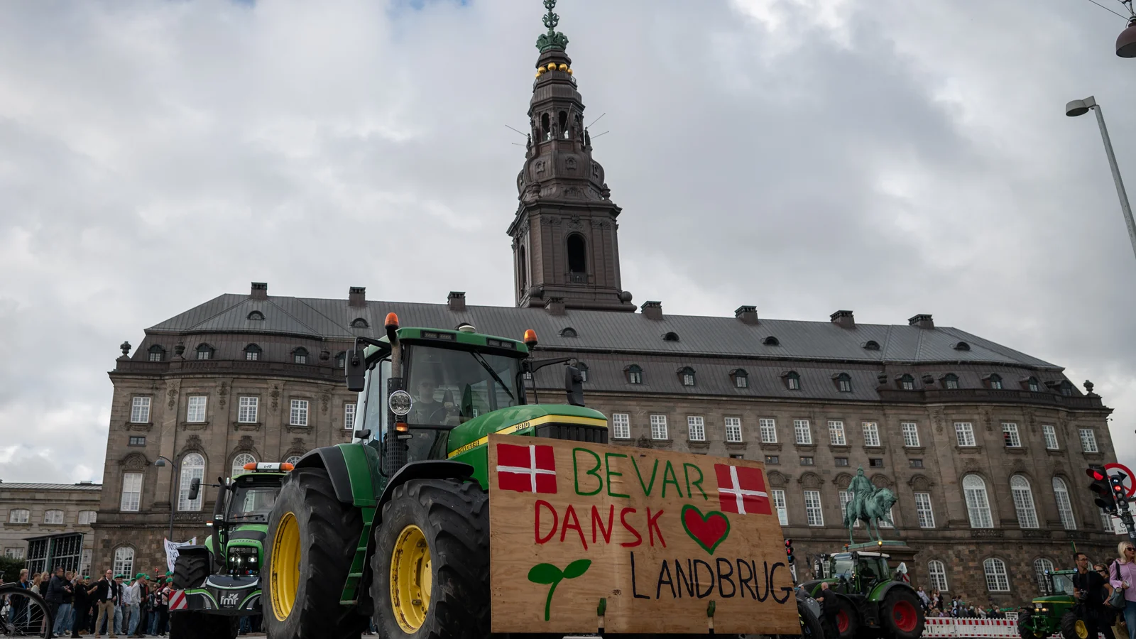 Nye tal: 60.000 job i landkommunerne er afhængige af landbruget