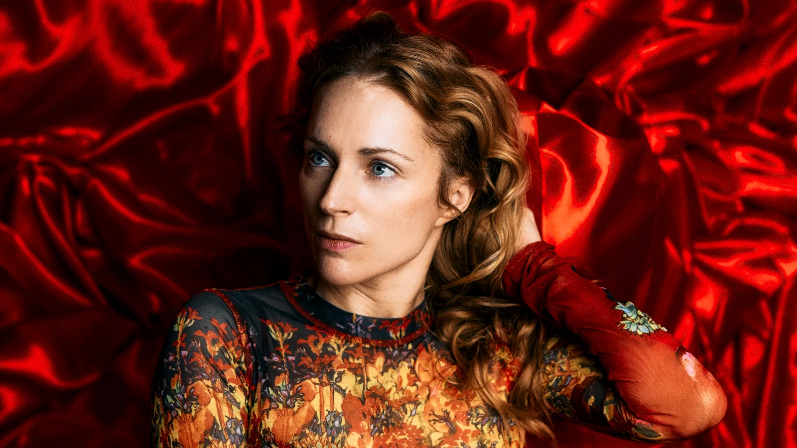 Agnes Obel indtager Operaen med nyt album